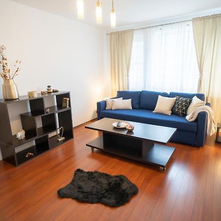 Spacious 2Br Dristor Apartment Bucareste Exterior foto