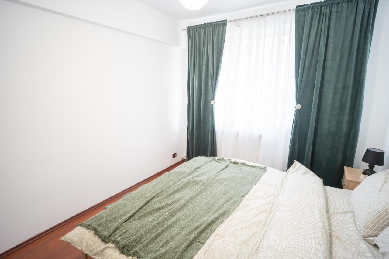 Spacious 2Br Dristor Apartment Bucareste Exterior foto